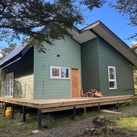 Quelen Patagonia Hostel บียาเซโรกัสเตโย ภายนอก รูปภาพ