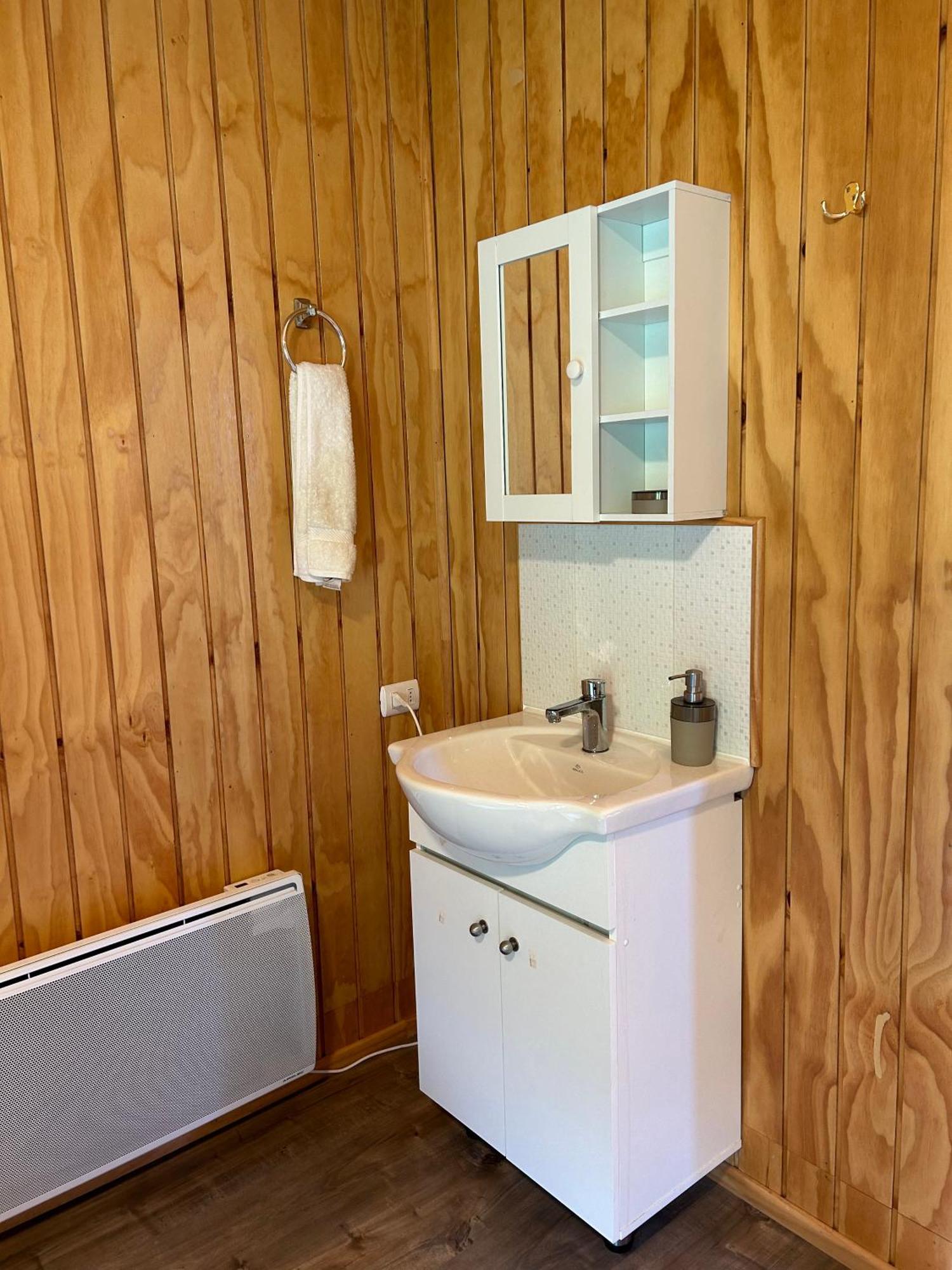 Quelen Patagonia Hostel บียาเซโรกัสเตโย ภายนอก รูปภาพ