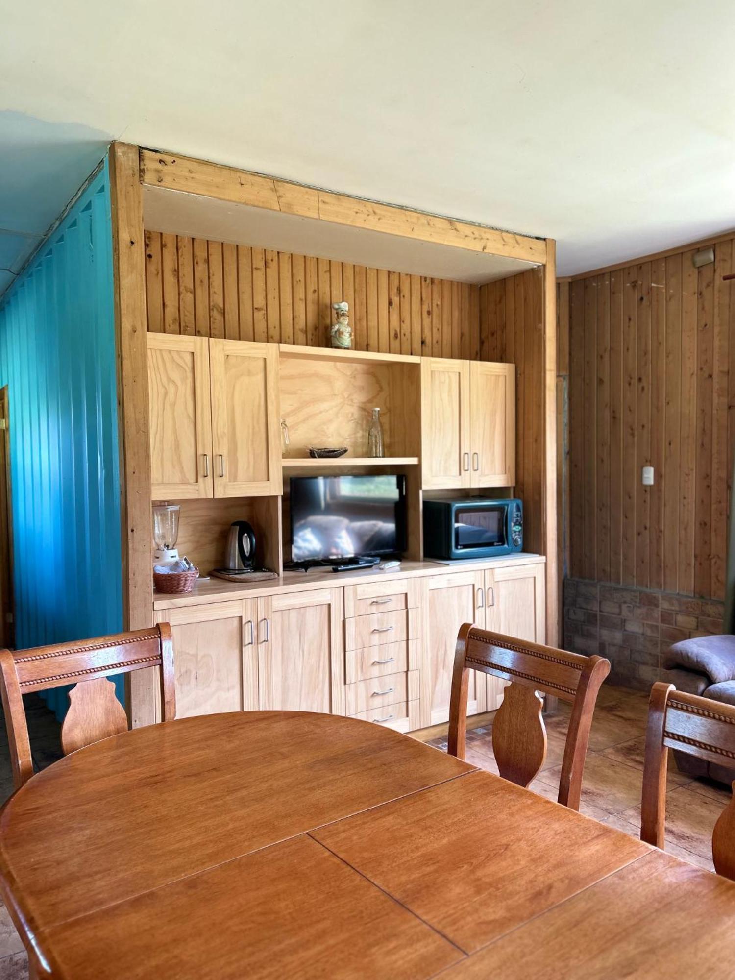 Quelen Patagonia Hostel บียาเซโรกัสเตโย ภายนอก รูปภาพ